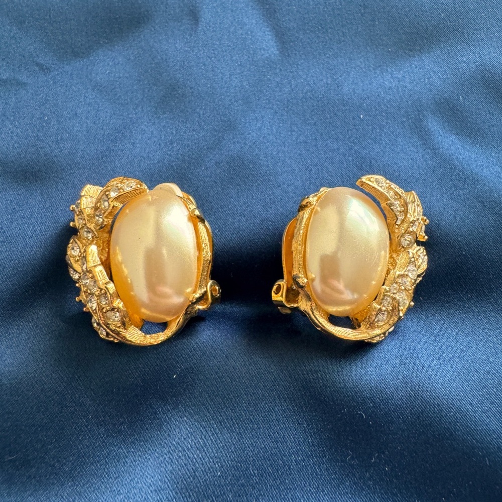 Vintage Richelieu earrings
